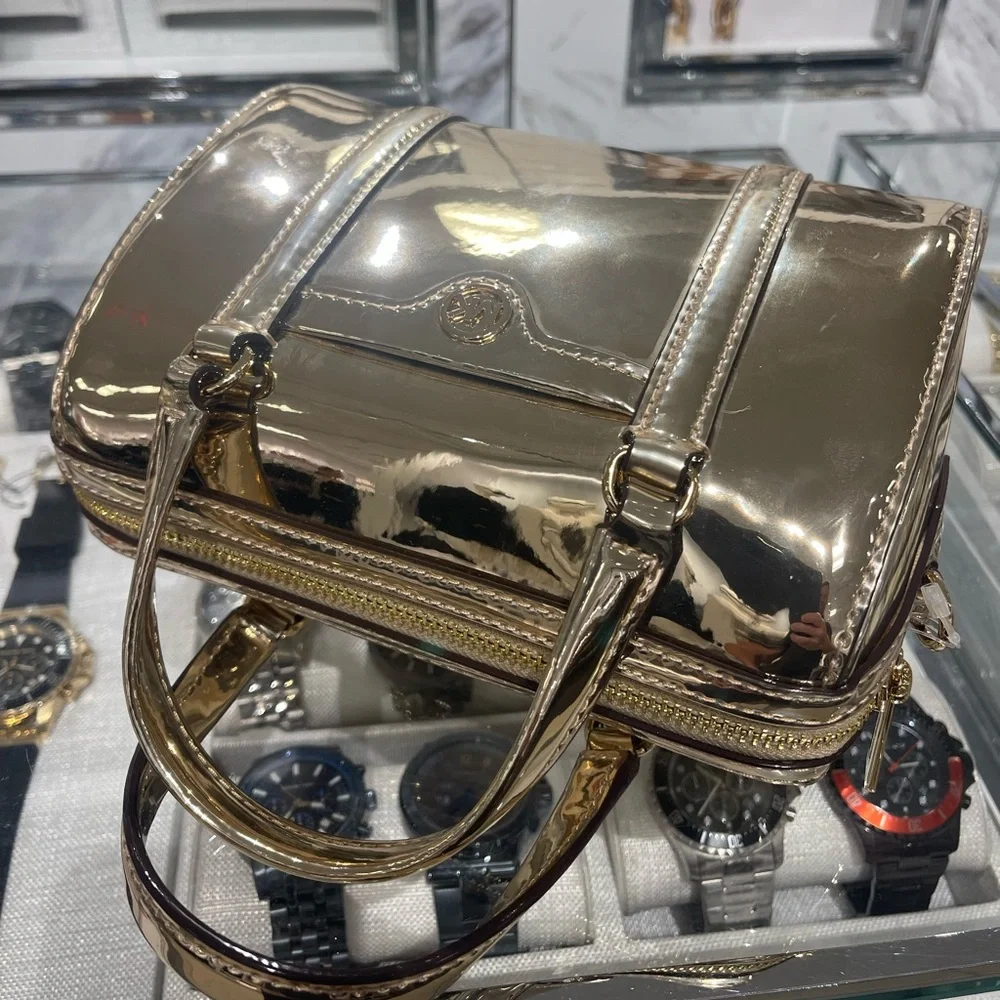 MICHAEL KORS Jet Set Small Metallic Convertible Crossbody Duffle Xbody
Pale Gold - Picture 10 of 16